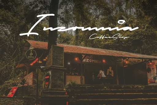 Inzomnia Coffee Shop 10