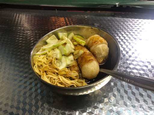 Kedai Pempek Sitoe X Dimsum 4