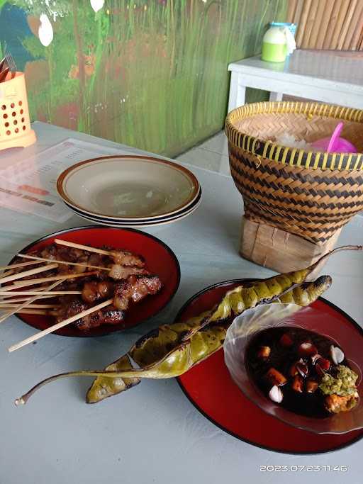 Saung Sate Maranggi Mpok Izho 2