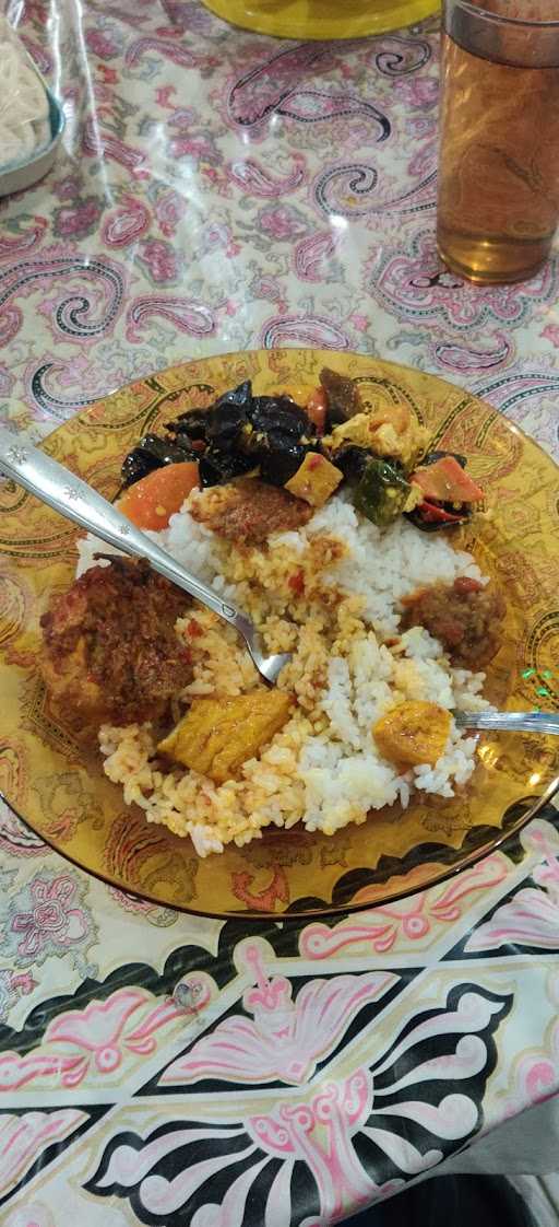 Warung Nasi Ibu Neneng 9