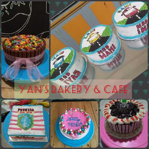 Bakery & Cafe 10