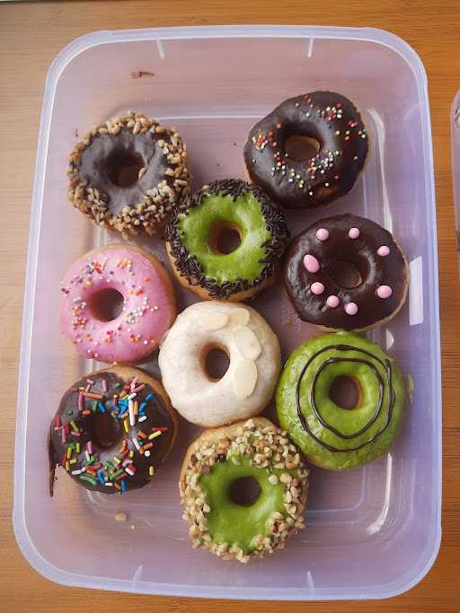 Iki Donuts 1