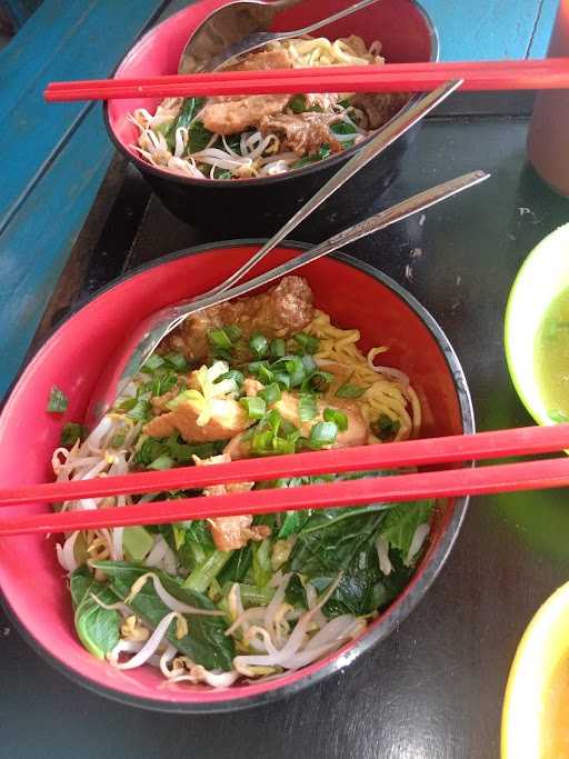 Mie Ayam Nona 1