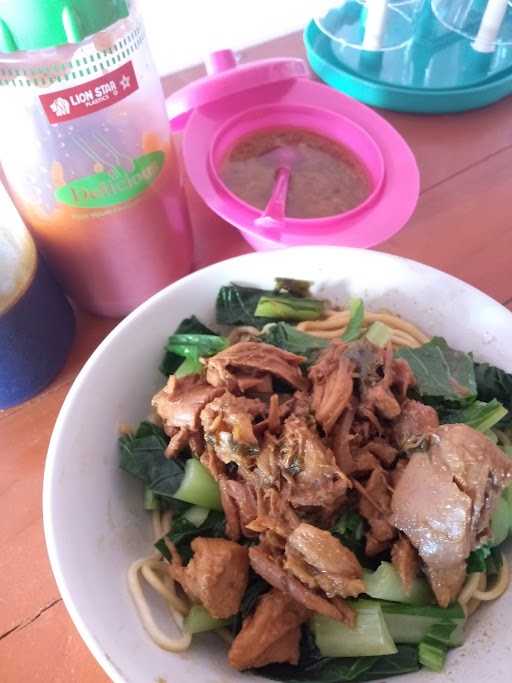 Warung Mie Ayam Soto Pasundan 6