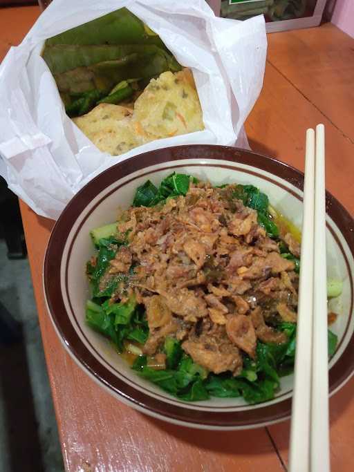 Warung Mie Ayam Soto Pasundan 1