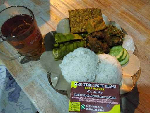 Warung Nasi Bebek Mas Luki Khas Madura 10