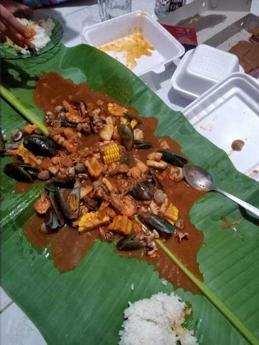 Warung Seafood Mr23 5