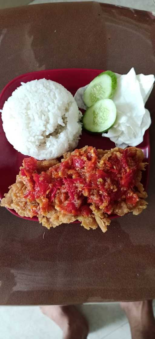 Ayam Geprek Tobat 4