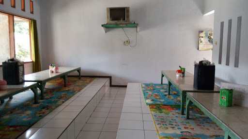 Pondok Makan Sari Ayu 3