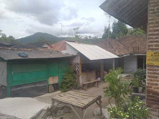 Warung Putri 9