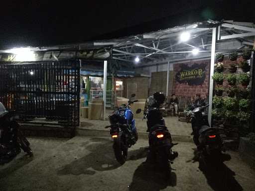 Warkop Ngebul Cafetaria 6