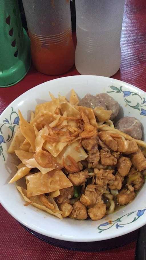 Mie Bakso Pak Memed Benteng 4