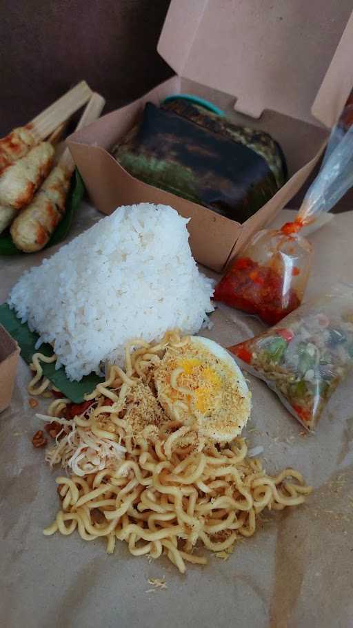 Nasi Jinggo Gang Tanjung 8