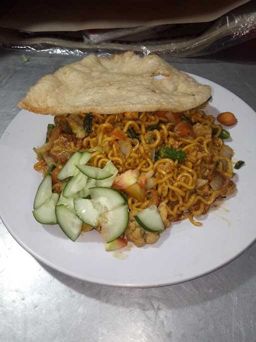 Nasi Goreng Chimadju 4