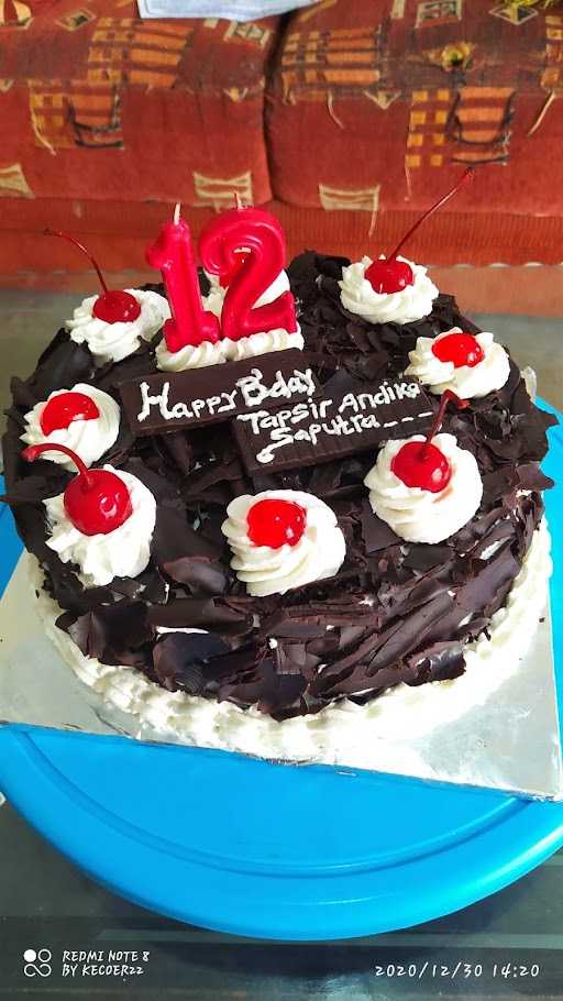 Gendis Naura Cake 9