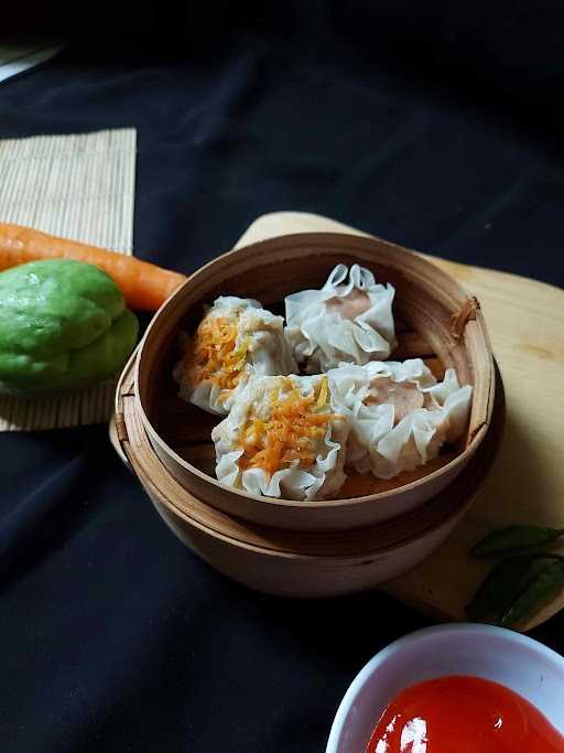 Sarana'S Dimsum 8