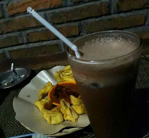 Wayang Kopi Coffee And Chocolate 2