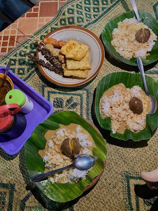 Angkringan Nasi Gandul Khas Pati 4