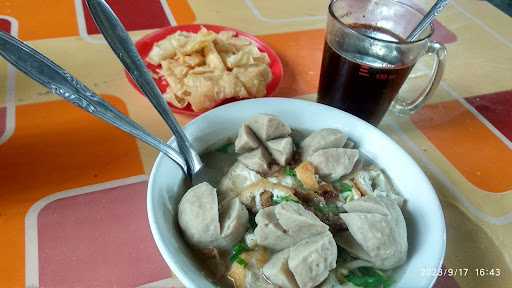 Bakso Dan Mie Ayam Nugroho 3