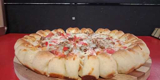 Pizza Dezzo Wates 8