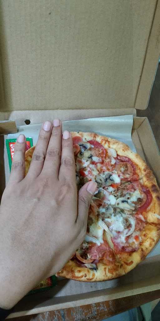 Pizza Dezzo Wates 3