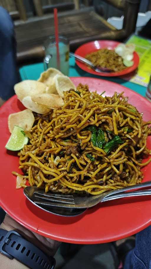 Warung Mie Aceh & Asians Food 9