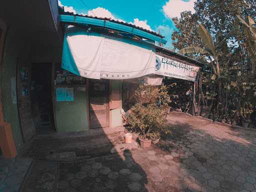 Warung Kopi Pak Pardi 7