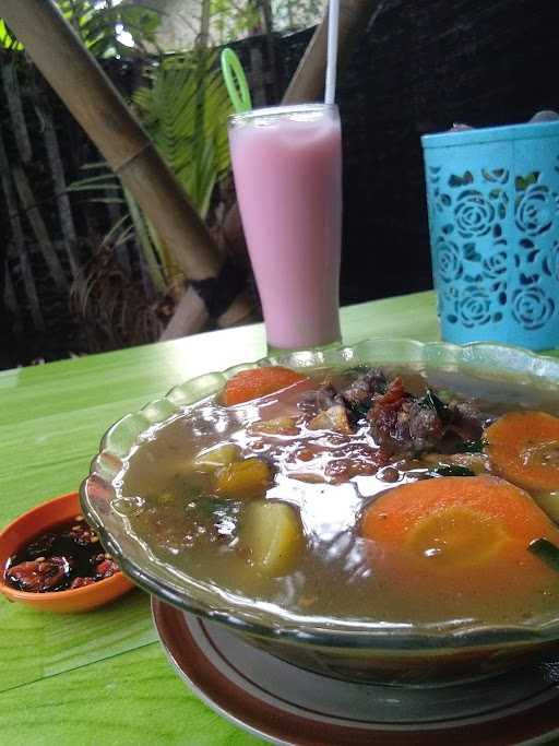 Kedai Bambu Pak Ndut 6