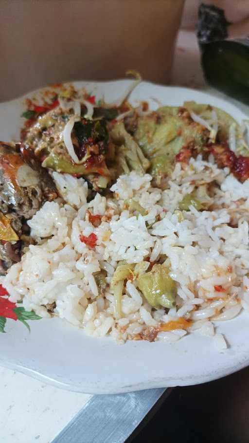 Warung Garang Asem Ayam & Jamur 2