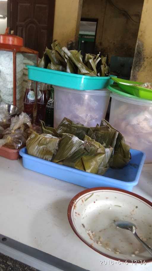 Warung Garang Asem Ayam & Jamur 1