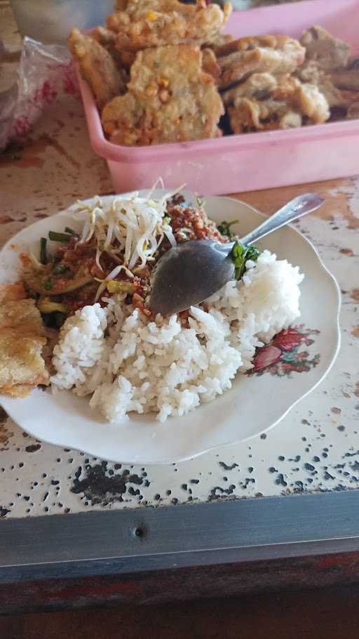 Warung Garang Asem Ayam & Jamur 8