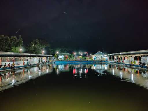 Kolam Pemancingan Dan Taman Kuliner Desa Pasung 3