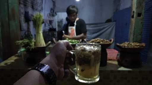 Wedang Rempah & Rica-Rica Entok Pak Dan 1