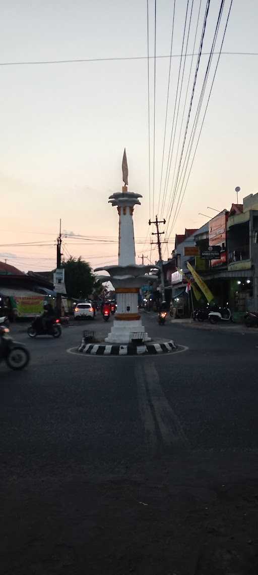 Lesehan Nasi Goreng Boyolali 4