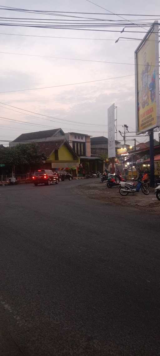 Lesehan Nasi Goreng Boyolali 3