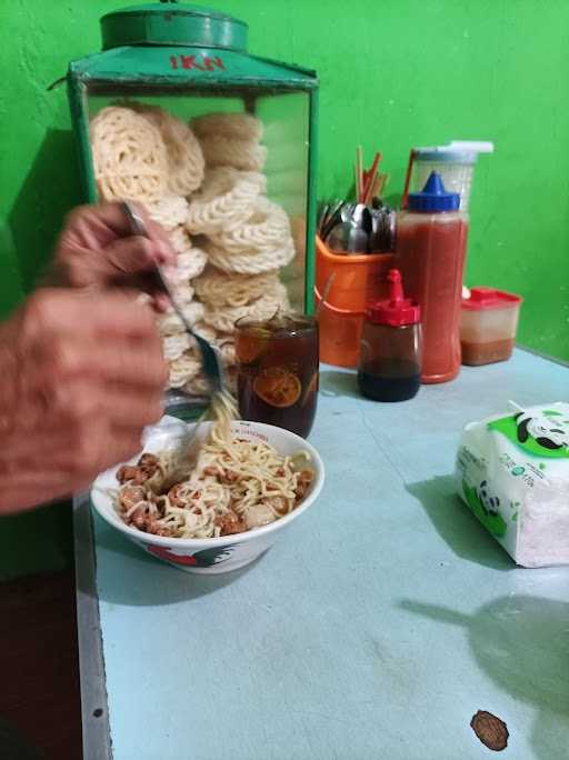 Mie Ayam Gajah Mungkur 2 3