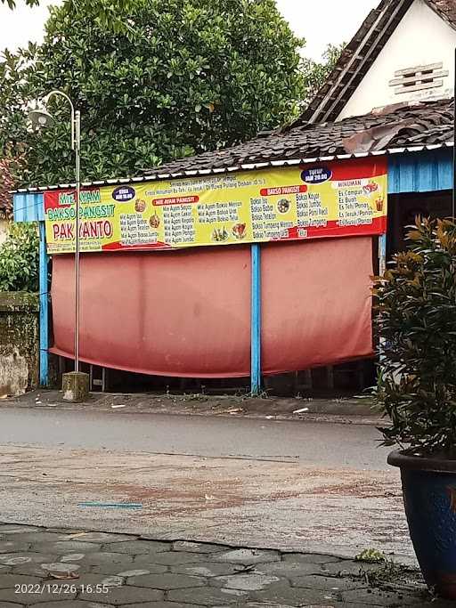 Mie Ayam Pangsit & Bakso Wetan Balai 10