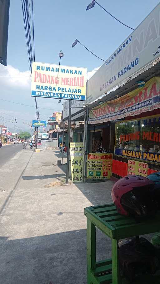 Rumah Makan Padang Meriah 7