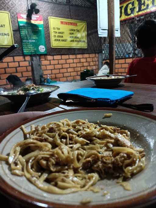 Warung Bakmi Djowo Pak Pendek 2