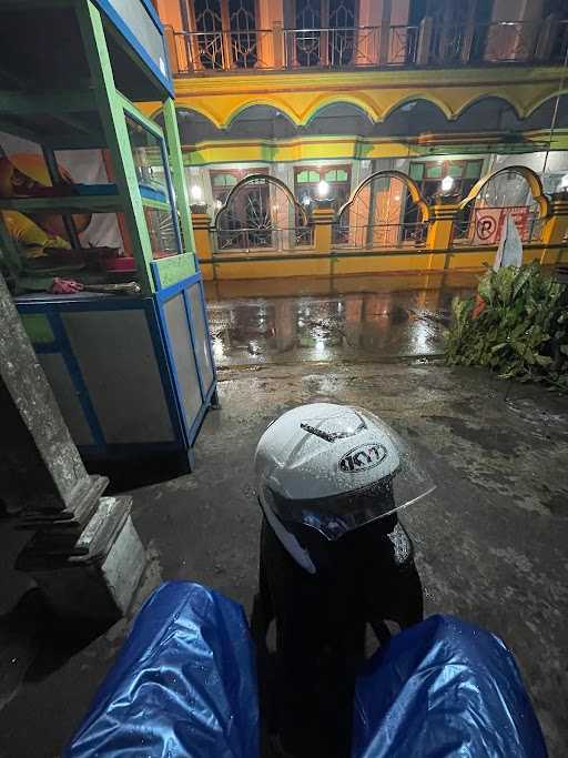 Warung Pecel Lele Lamongan 4