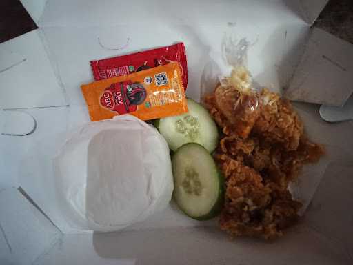 Ammar Fried Chicken Teluk Wetan 8