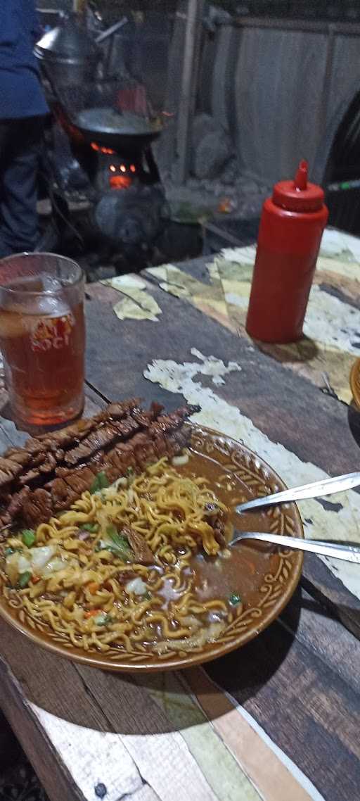 Mie Tektek Pak Pendek 1