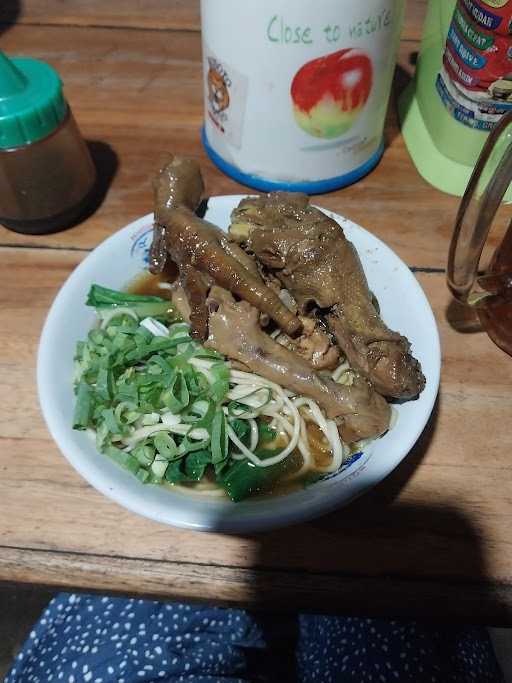 Mie Ayam Ceker Ampera 4