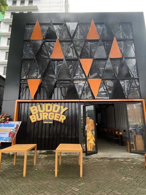 Buddy Burger, Megamas 7