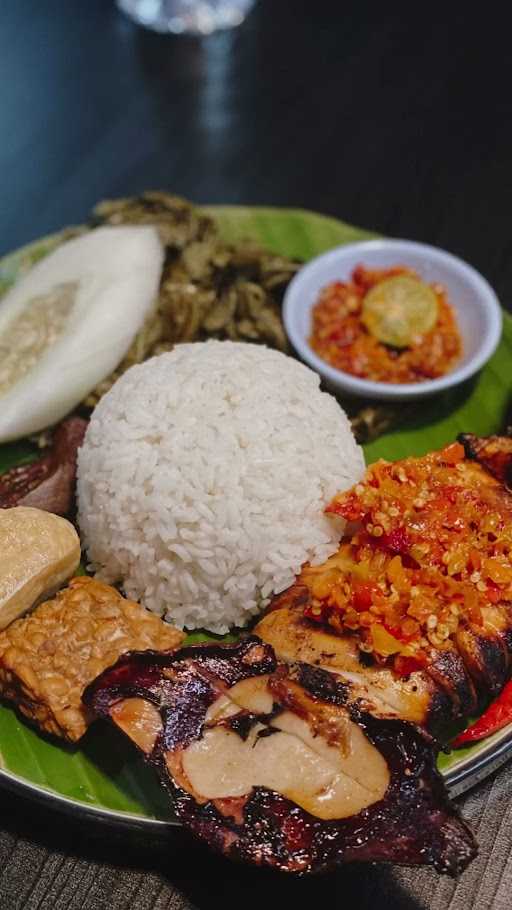 Nasi Tempong 88 Manado 8