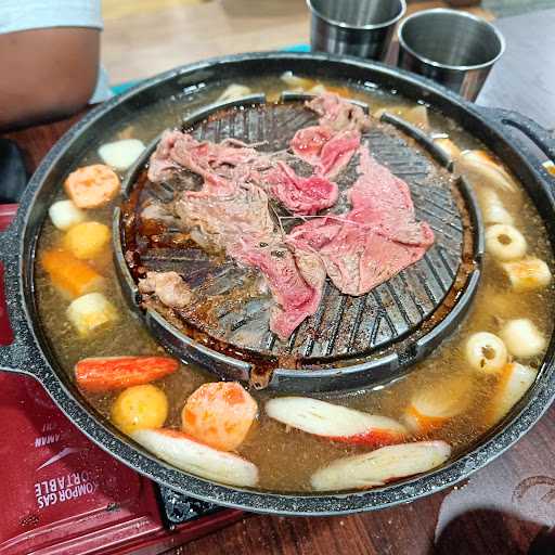 Sogogi Shabu & Grill - Manado 9