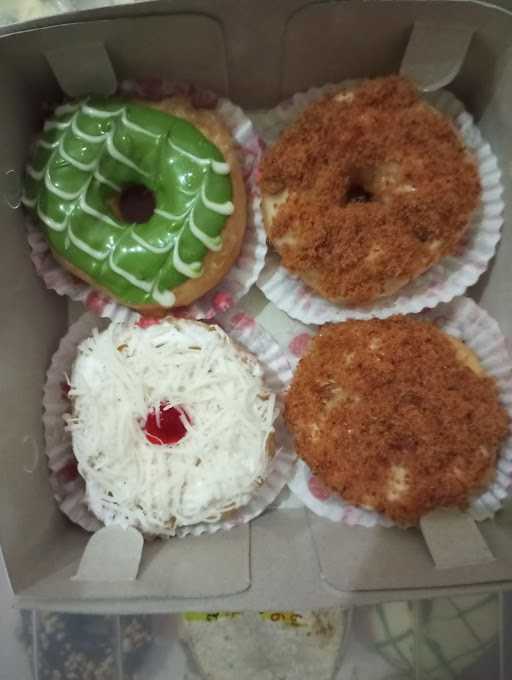 Donat Dijah 9