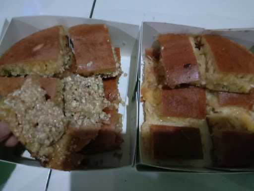 Martabak Bangka Restu Bumi Weru 4