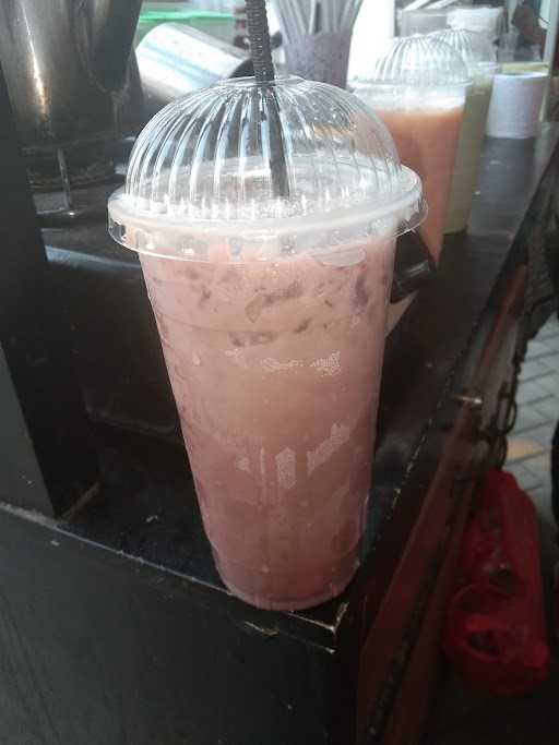 Mikha Thai Tea 2