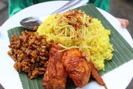 Nasi Kuning Ibu Sana/Bisana 2